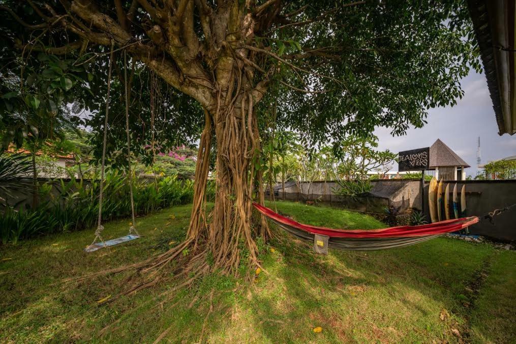 Hotel The Bali Boarding House à Uluwatu Extérieur photo